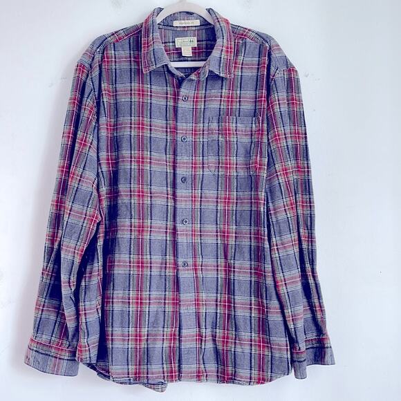 L. L. Bean Traditional Fit cotton flannel plaid long sleeve button up shirt XL - Picture 1 of 6